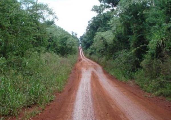red-soil-4x4-tracks