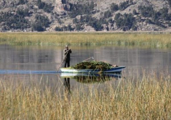 lake-titicaca-(2)