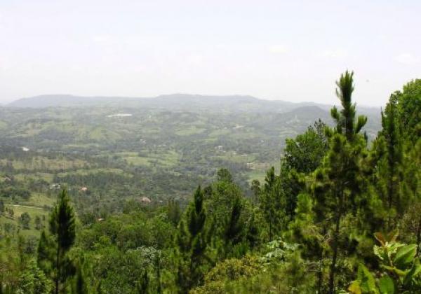 jarabacoa---view-over-jarabacoa,-central-valley