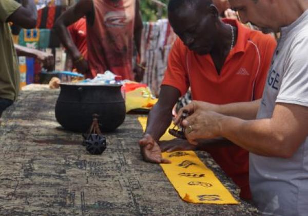 asante-craft-village---adinkra-village.jpg