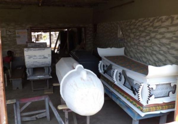 casket-making-(2).jpg