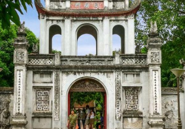 temple-of-literature-hanoi-01a-(2)