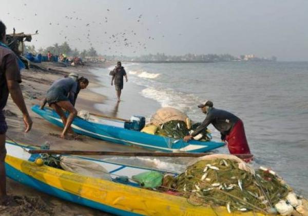traditional-fishing-in-negombo