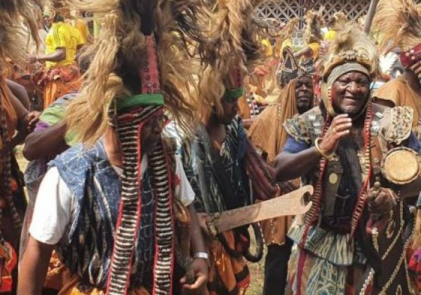 céromonie-traditionnelle-à-l'ouest-cameroun