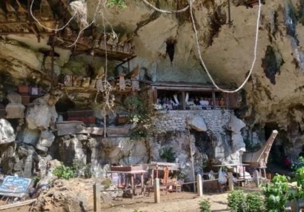 indonesien-sulawesi-toraja-londa-4-sm-800x600