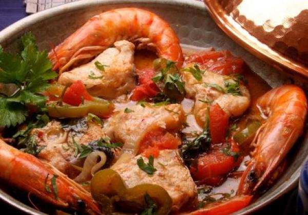 food-und-culinary-culture-bahia-salvador-moqueca