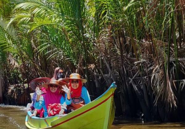 makassar-ramangramang-boot-menschen-sm-(2)