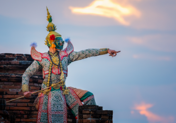 art-culture-thailand-dancing-in-masked