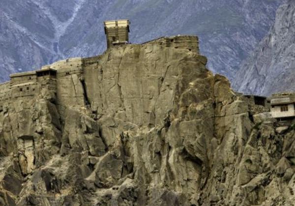 altit-fort-hunza
