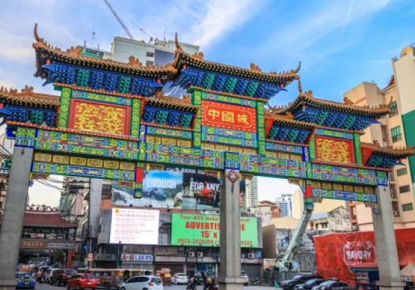 gate-of-manila-china-town-in-binondo-manila-philippines