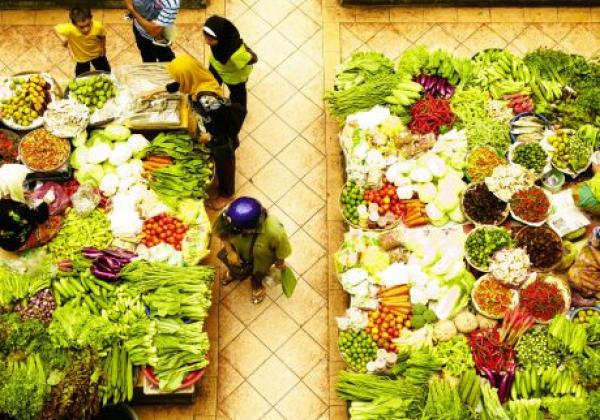 malaysia---food-variety-at-market-2-stände