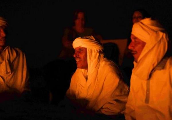 locals-in-the-south-animating-the-campfire-night