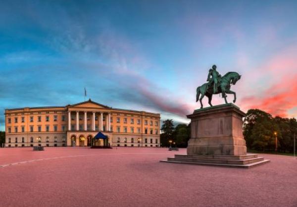 königspalast-in-oslo