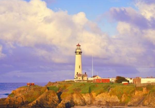 ca-pescadero-pigeon-point-lighthouse-courtesy-san-mateo-county-cvb