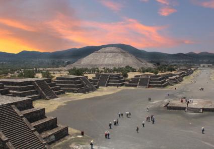 Pyramiden in Teotihu_24_3.jpg