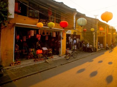 vn-hoian-street
