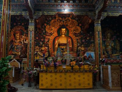 inside-a-private-temple