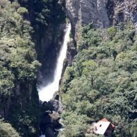 baños-pailon-del-diablo-1