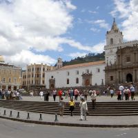 s-ecu-quito-old-town-07-©-sat-(sk).jpg