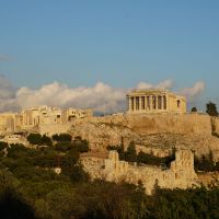 acropolis2.jpg