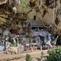 indonesien-sulawesi-toraja-londa-4-sm-800x600