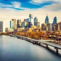 philadelphia-skyline-and-schuylkill-river,-pa,-usa.