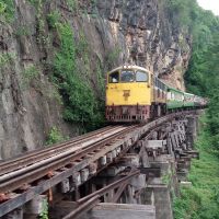 train-861400_1920 train-861400-1920
