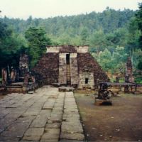 solo-candi-sukuh.jpg