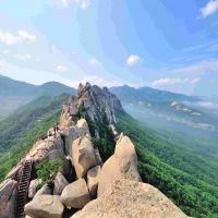 ulsanbawi-rock-ist-eine-felsformation-im-seoraksan-nationalpark